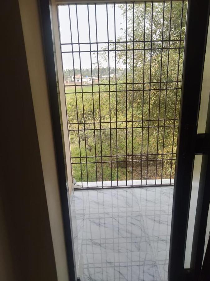 Woodland Lodge And Restaurant Guwahati Dış mekan fotoğraf